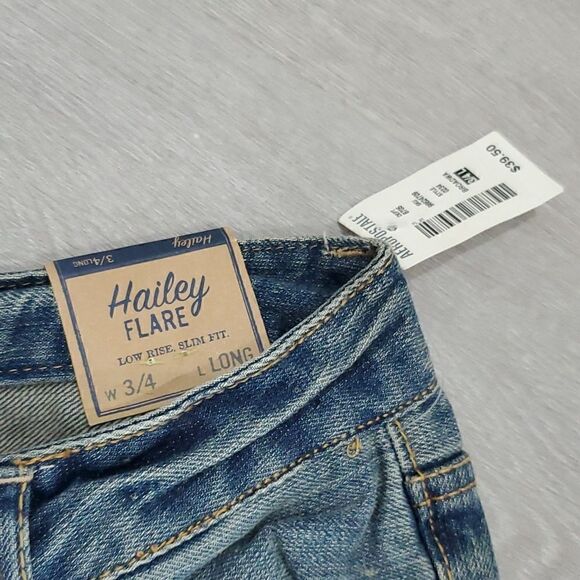 ✨️Aeropostale Hailey Flare, Low Rise, Slim Fit Jeans,  NWT,  Size 3/4 Long✨️ - Picture 3 of 8